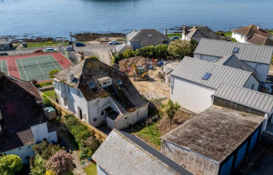 Redevelop/Renovate in Looe photo